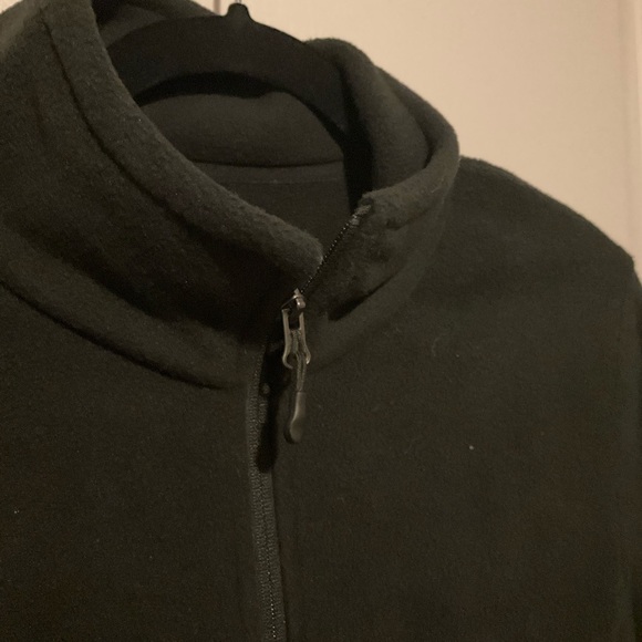 Women's Black Fleece Jacket - Picture 4 of 8